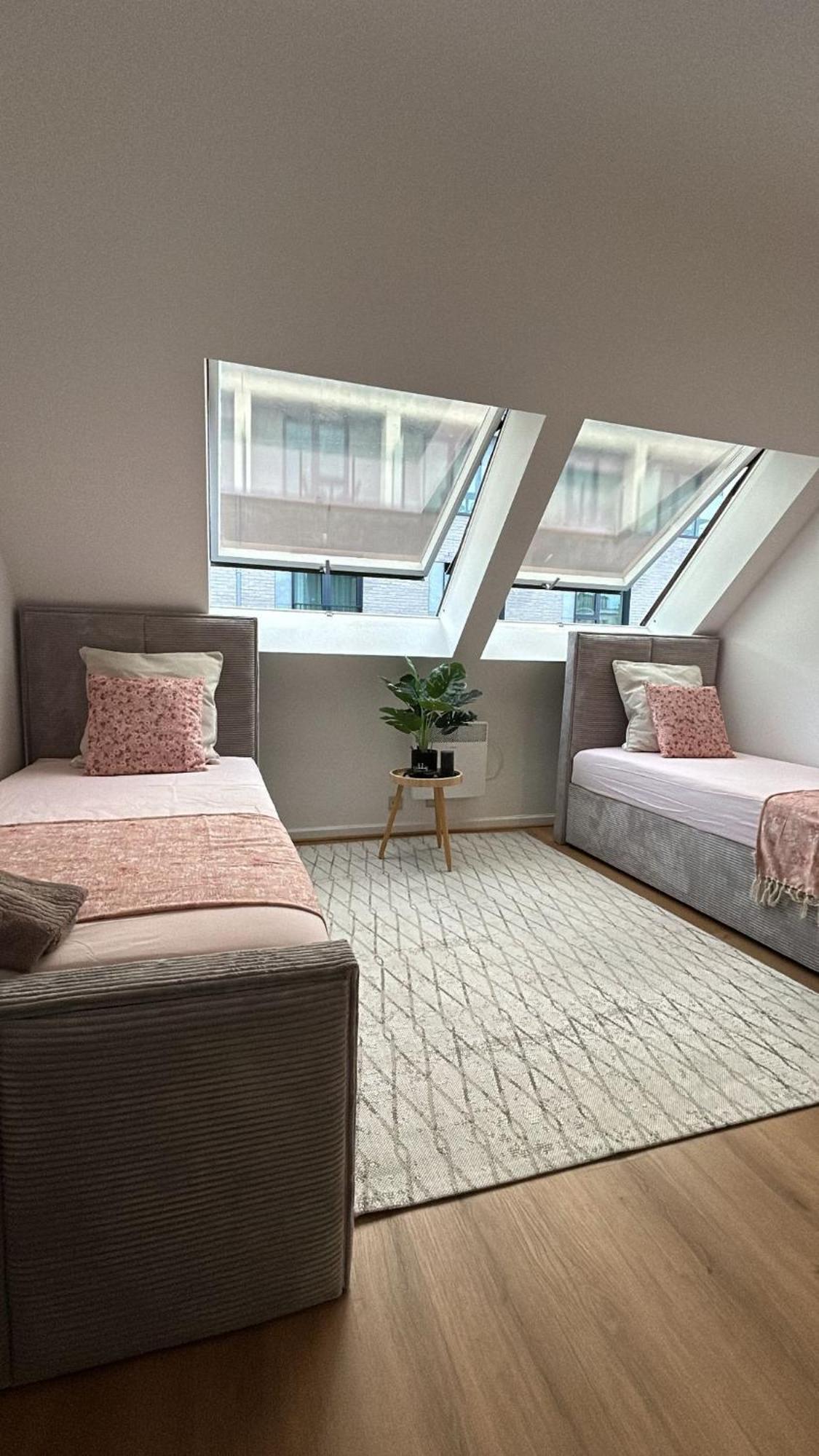 Chez Soi Apartment Brussel Bagian luar foto